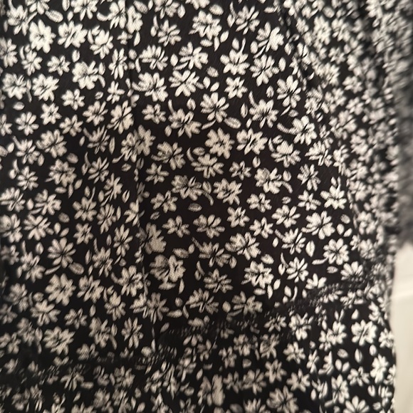 New !! - Picture 4 of 4